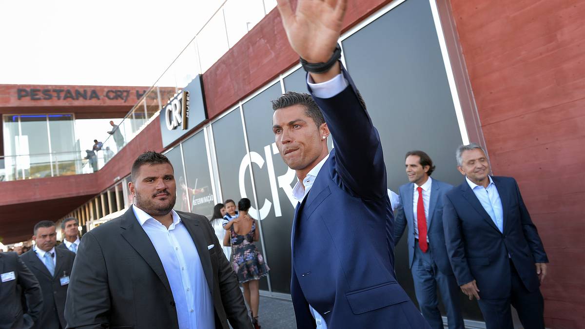 Die Eröffnung seiner Hotels ließ sich der Boss natürlich nicht entgehen