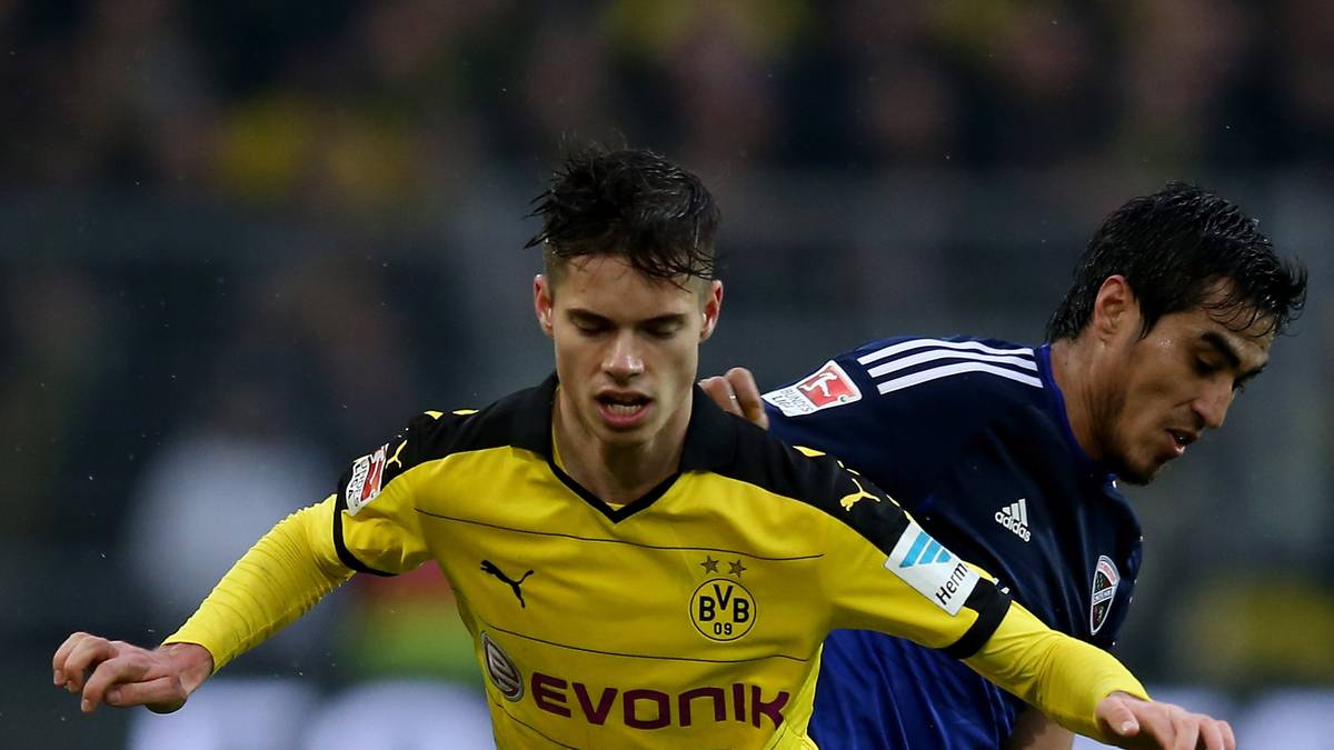 JULIAN WEIGL (DEFENSIVES MITTELFELD, 20 JAHRE, BORUSSIA DORTMUND, DEUTSCHLAND): Enorme Spielübersicht, taktisch vielleicht der bestausgebildete deutsche Spieler. 
