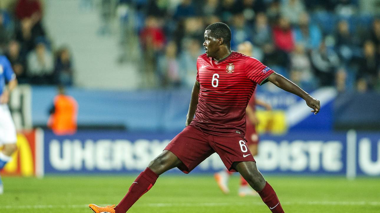 Carvalho bester Spieler des Turniers