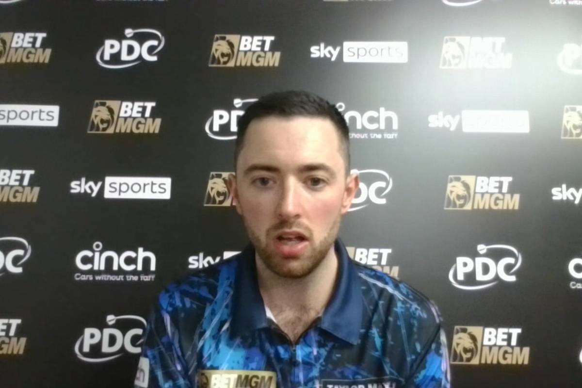 Luke Humphries spricht nach seinem zweiten Tagessieg bei der Premier League of Darts unter anderem über den World Cup of Darts, den er im Team mit Luke Littler bestreitet.