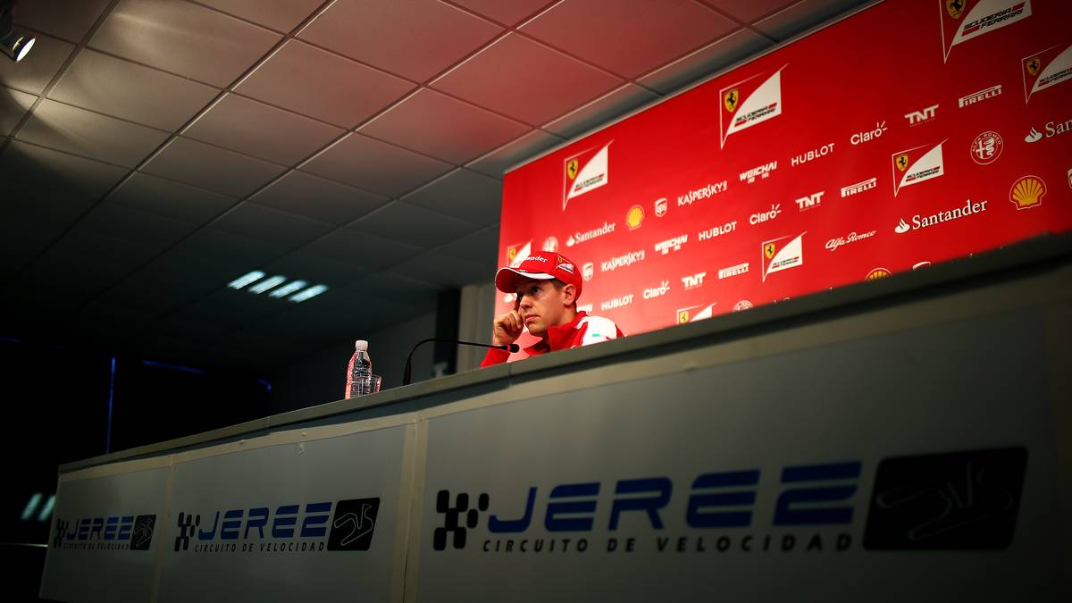 Sebastian Vettel auf der Pressekonferenz