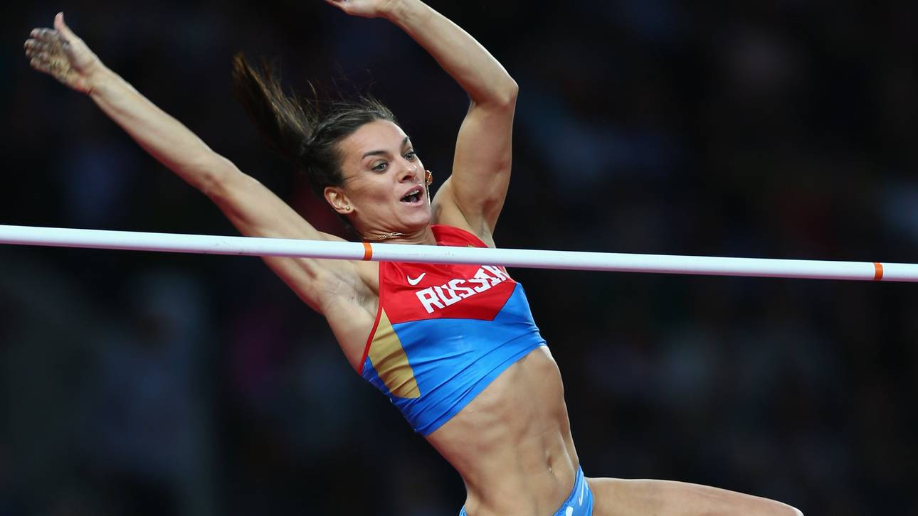 Olympics Day 10 - Jelena Issinbajewa