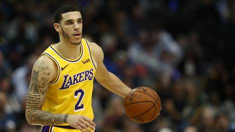 NBA: Lonzo Ball fällt bei den Los Angeles Lakers nach Knöchelverletzung aus, Lakers-Star Lonzo Ball hat sich gegen Houston am Knöchel verletzt