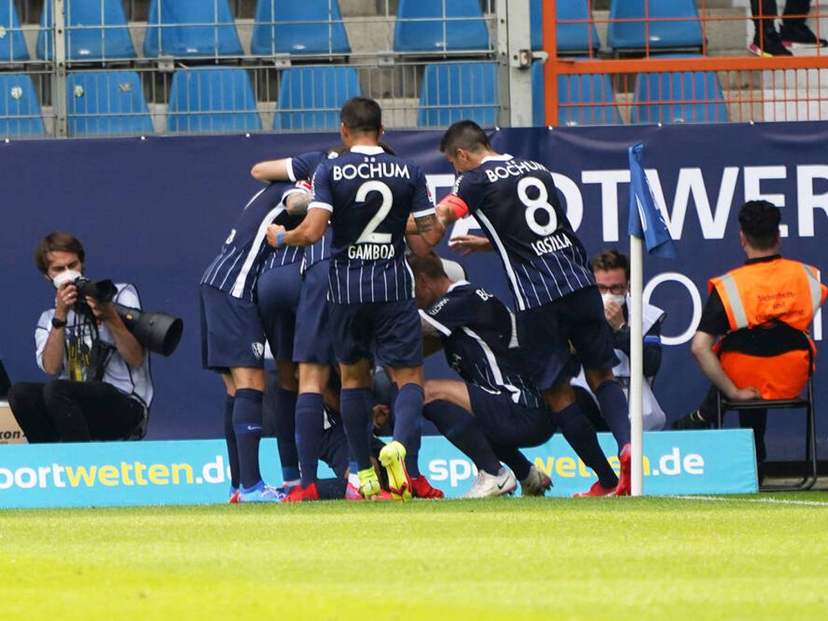 Bundesliga 2 Spieltag Vfl Bochum Fsv Mainz 05 2 0 Holtmann Mit Traum Solo