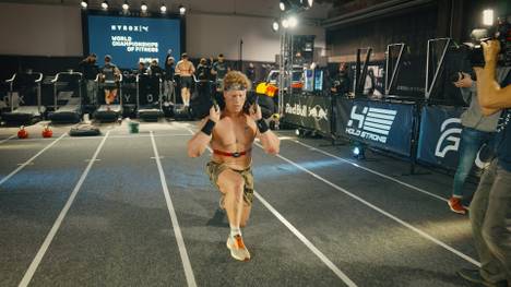 Die HYROX World Championship of Fitness bringt ihre Athleten an ihre körperlichen Grenzen. Die verschiedenen Übungen fordern enorme Leistungen in Sachen Kraft und Ausdauer.