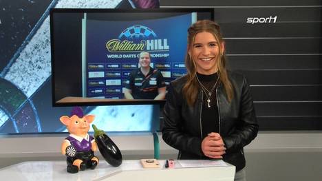 Der Niederländer Dirk van Duijvenbode ist nach seinem Sieg gegen Adam Hunt bei bester Laune und lässt den einen oder anderen "schweinischen" Witz fallen. 