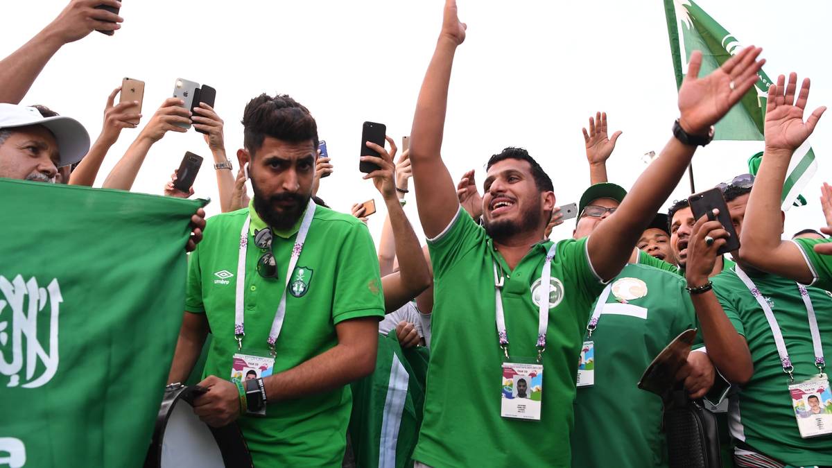 Saudi Arabien gewinnt das letzte Spiel der Gruppe A gegen Ägypten, das ist ein Grund zum Feiern...