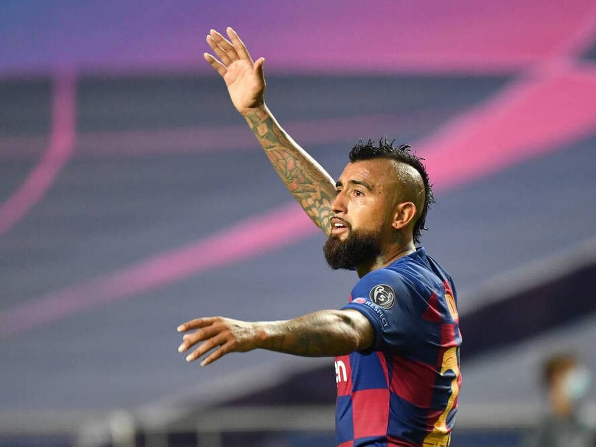 Arturo Vidal Vor Wechsel Vom Fc Barcelona Zu Inter Mailand