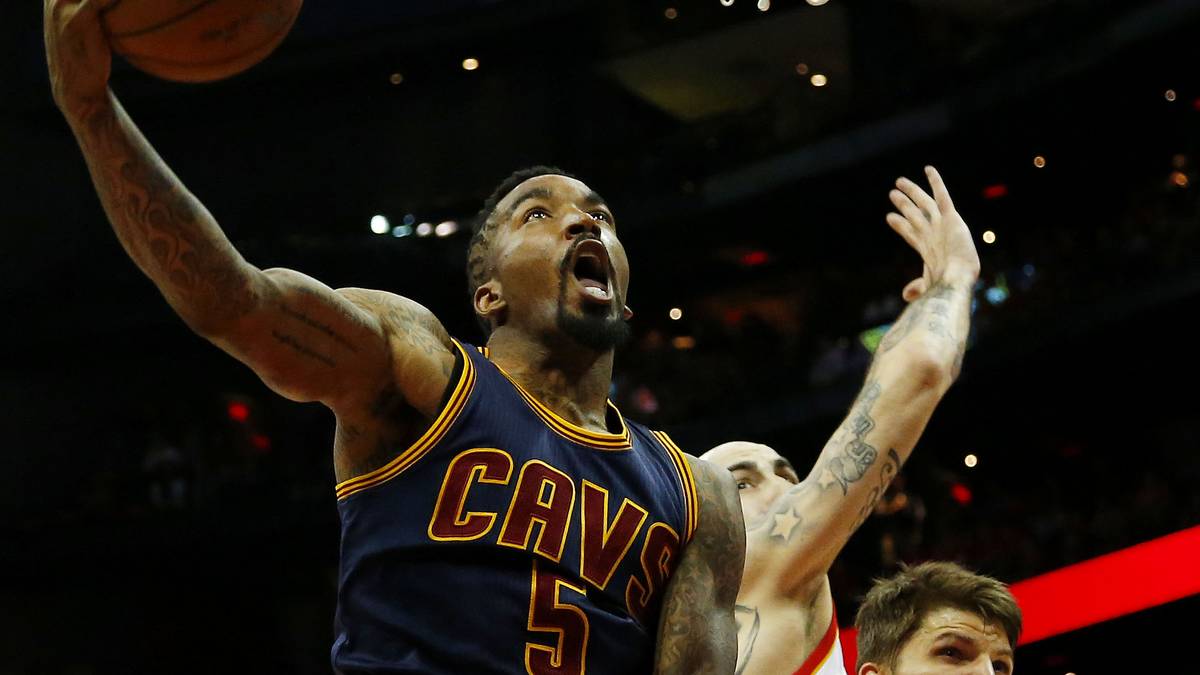 Wie LeBron James unterschrieb Smith noch keinen neuen Vertrag. Smith peilt wohl einen Zahltag an, sein Verbleib in Cleveland ist sehr wahrscheinlich 