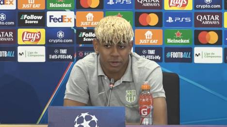 Lamine Yamal reagiert auf der Pressekonferenz vor dem Champions-League-Halbfinale gegen Inter Mailand auf Vergleiche mit Barcelona-Legende Lionel Messi.