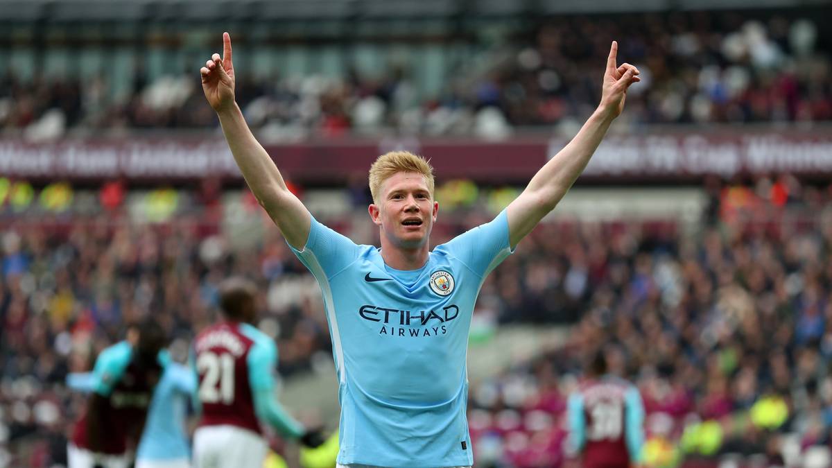 PLATZ 7: Kevin De Bruyne war Dreh- und Angelpunkt in Manchester Citys Rekordsaison. Im Spielsystem von Pep Guardiola trumpft der belgische Nationalspieler mit seinen Wunderpässen auf. 167,2 Millionen Euro beträgt sein Marktwert