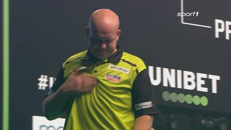 Michael van Gerwen scheidet sensationell in der Darts Premier League vorzeitig aus. Gegen den bereits ausgeschiedenen Gurney ist der Niederländer absolut chancenlos. 