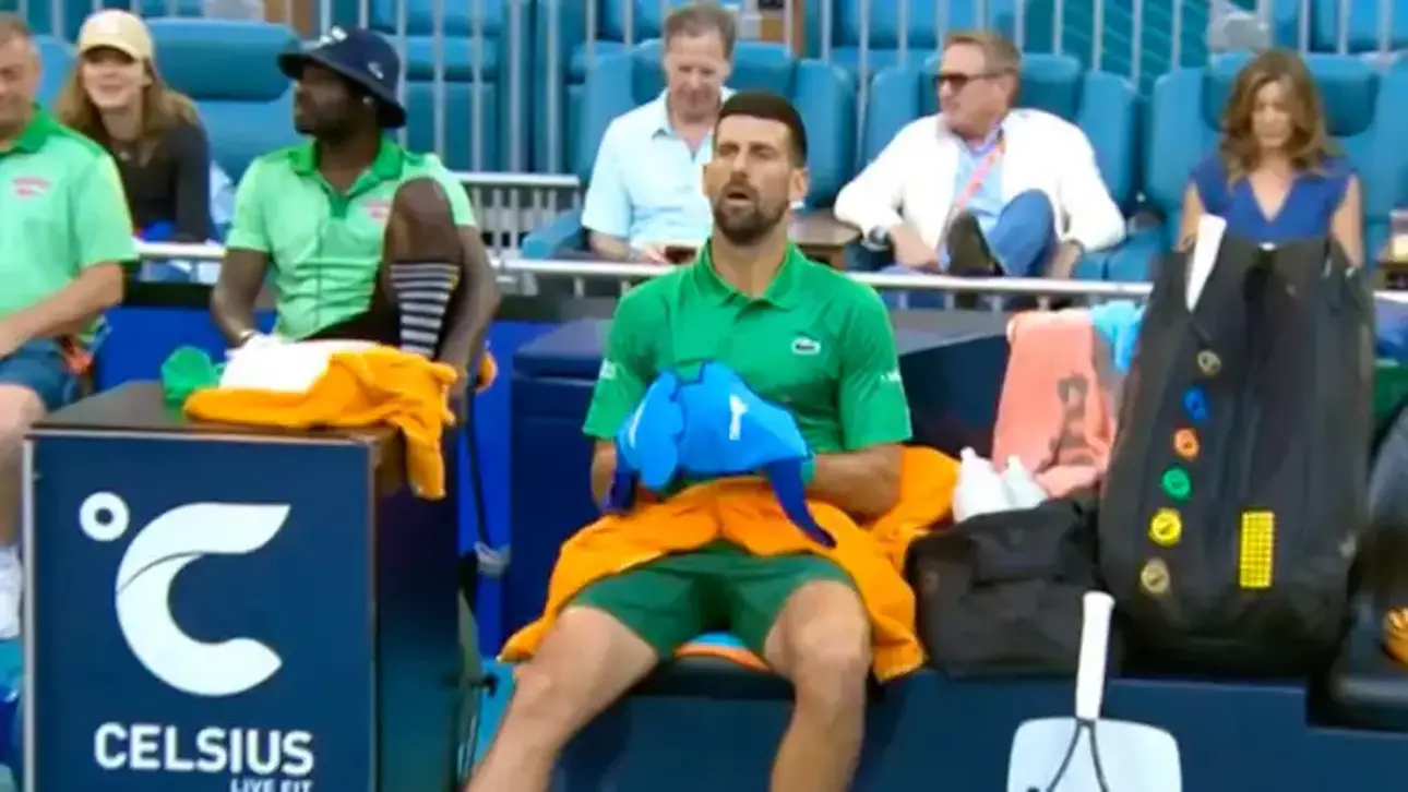 Rätsel um Djokovic-Handschuhe