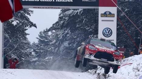 Der &quot;Colin's Crest&quot; ist eine der gefürchtetsten Sprungkuppen in der WRC