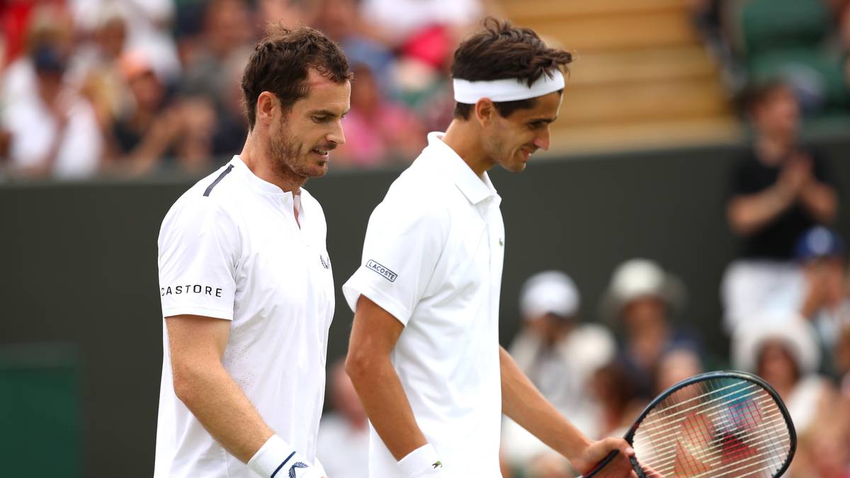Deshalb entscheidet er sich, auch in Wimbledon im Doppel und Mixed an den Start zu gehen. Mit dem französischen Doppelspezialisten Pierre-Hugues Herbert ist aber bereits nach der zweiten Runde Schluss