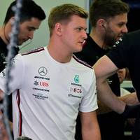 Am Mittwoch teste zum ersten Mal den Rennwagen von Mercedes und freute sich danach riesig über die Leistung mit dem Auto.