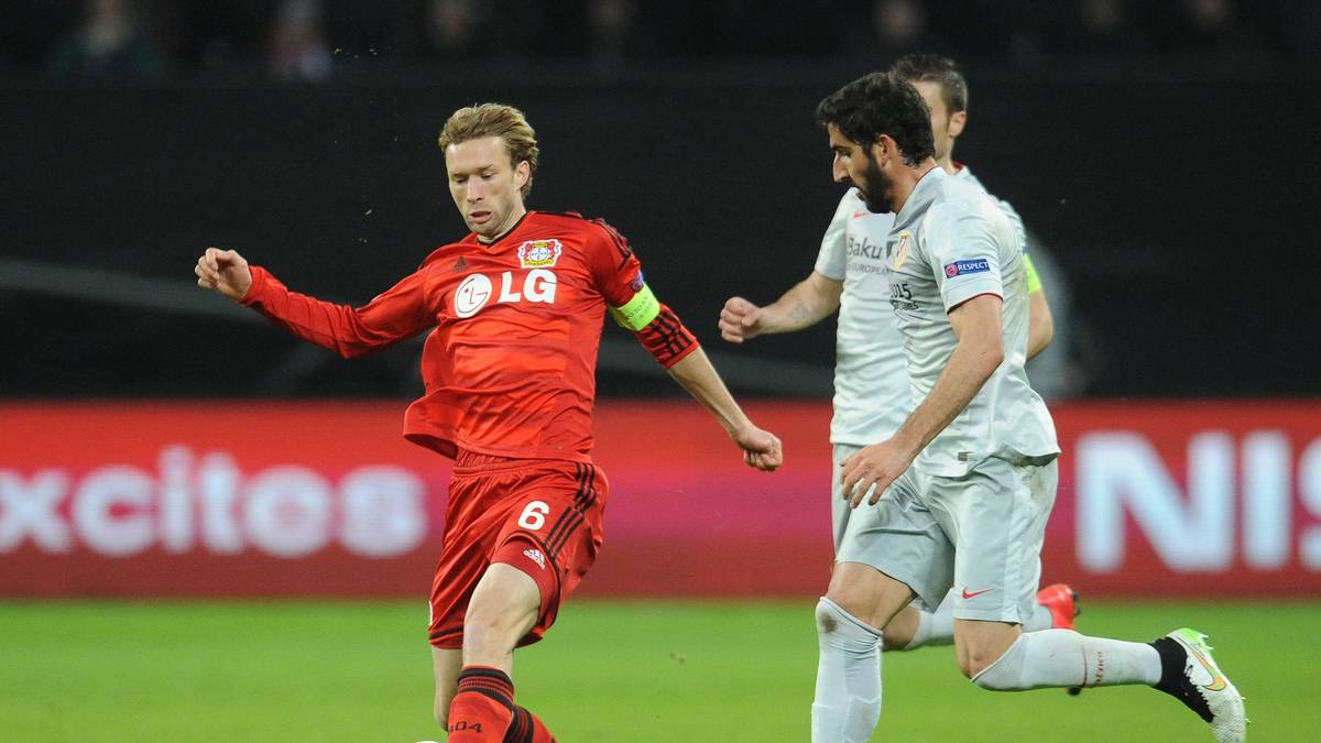 Ab 68. Minute: Der Routinier übernahm von Bender die Binde und dessen Aufgabe im defensiven Mittelfeld. Routiniert. SPORT1-Note: 3
