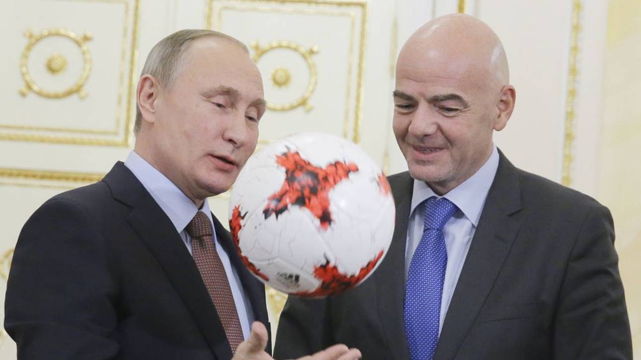 Gianni Infantino (r.) und Wladimir Putin im Vorfeld der WM 2018 in Russland