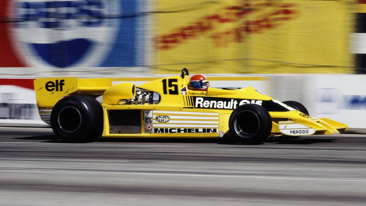 Der Renault ist 1978 der erste turbo-angetriebene Formel-1-Wagen. Das erklärt auch die untypische und etwas gewöhnungsbedürftige Kanalführung