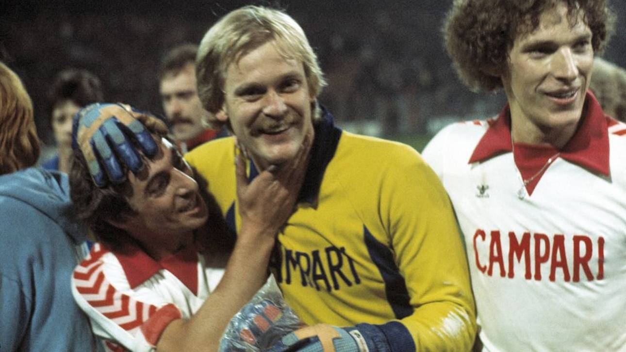 Ronnie Hellström mit dem früheren FCK-Kapitän Ernst Diehl (l.) und Klaus Toppmöller