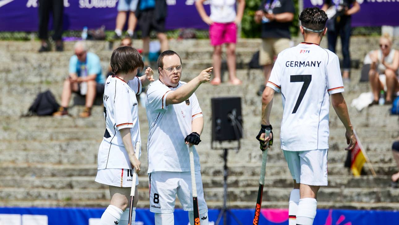 Deutschland siegt bei Hockey-EM