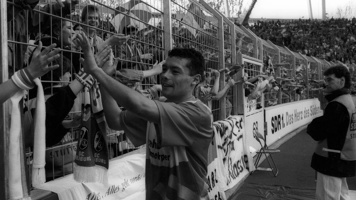 SC FREIBURG - FC BAYERN 5:1 (23. August 1994): Und noch ein 1:5 - dieses Mal im Breisgau. Rodolfo Cardoso (Foto) per Doppelpack, Ralf Kohl, Martin Spanring und Jörg Heinrich schießen die Bayern ab. Der Rekordmeister spielt ab der 77. Minute nach einer Gelb-Roten Karte gegen Jean-Pierre Papin in Unterzahl