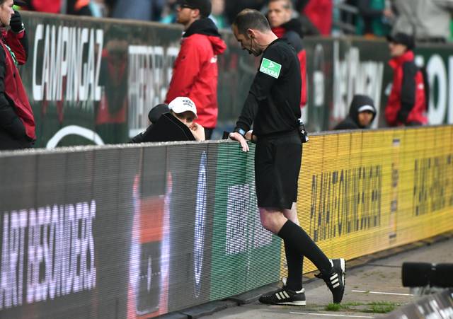 Die Fussball Regelanderungen Des Ifab Zur Saison 2019 20 Sport1