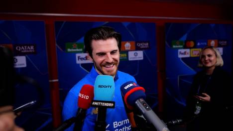 In der Ligaphase wurde Jonas HOfmann nicht für den Champions-League-Kader gemeldet. Nun durfte er in den Playoffs sein Saisondebüt in der Königsklasse geben und war begeistert.