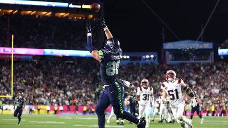Im Super Bowl LX standen sich die New England Patriots und die Seattle Seahawks gegenüber. Bis zum ersten Touchdown dauert es bis in die zweite Hälfte - dann schlagen die Seahawks zu.