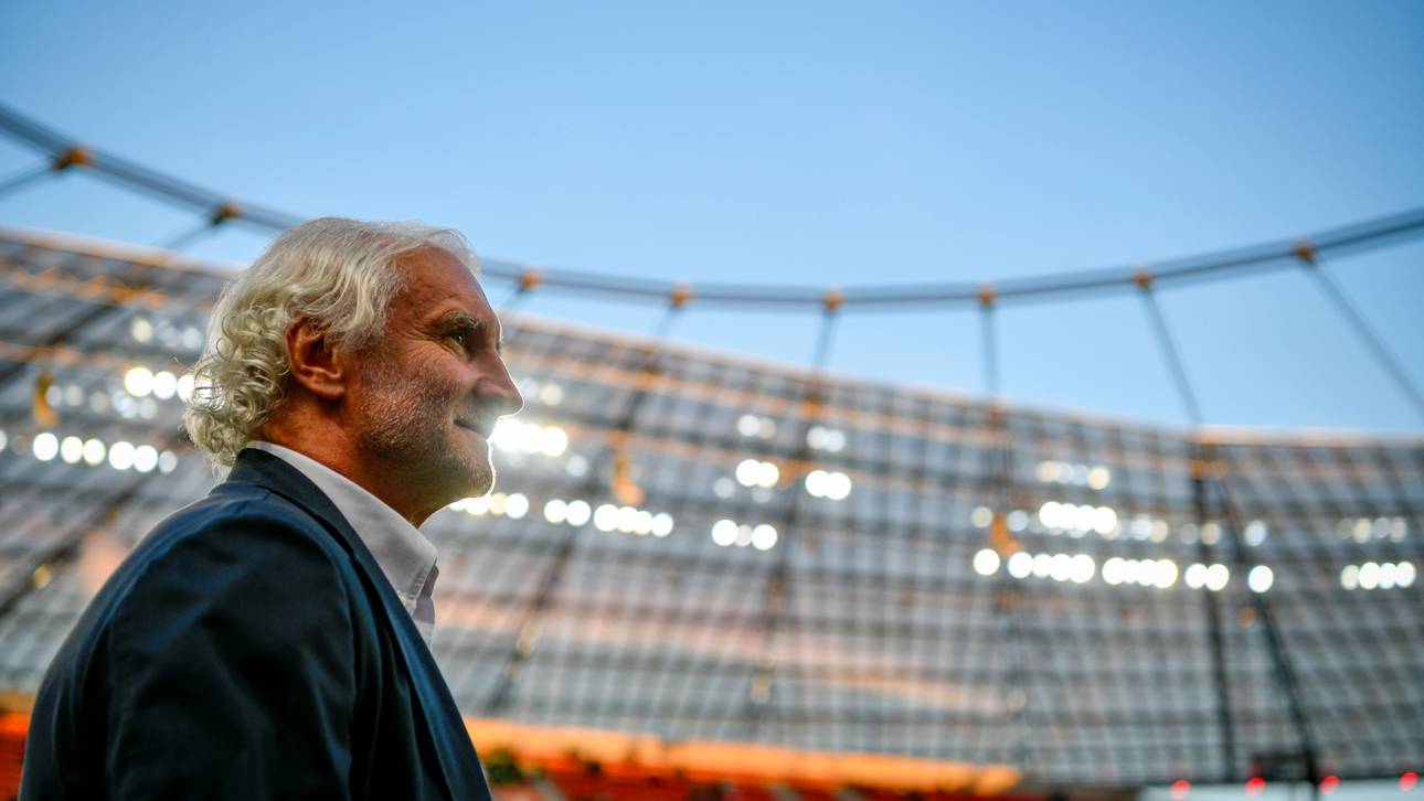 Völler spricht über Nachfolge