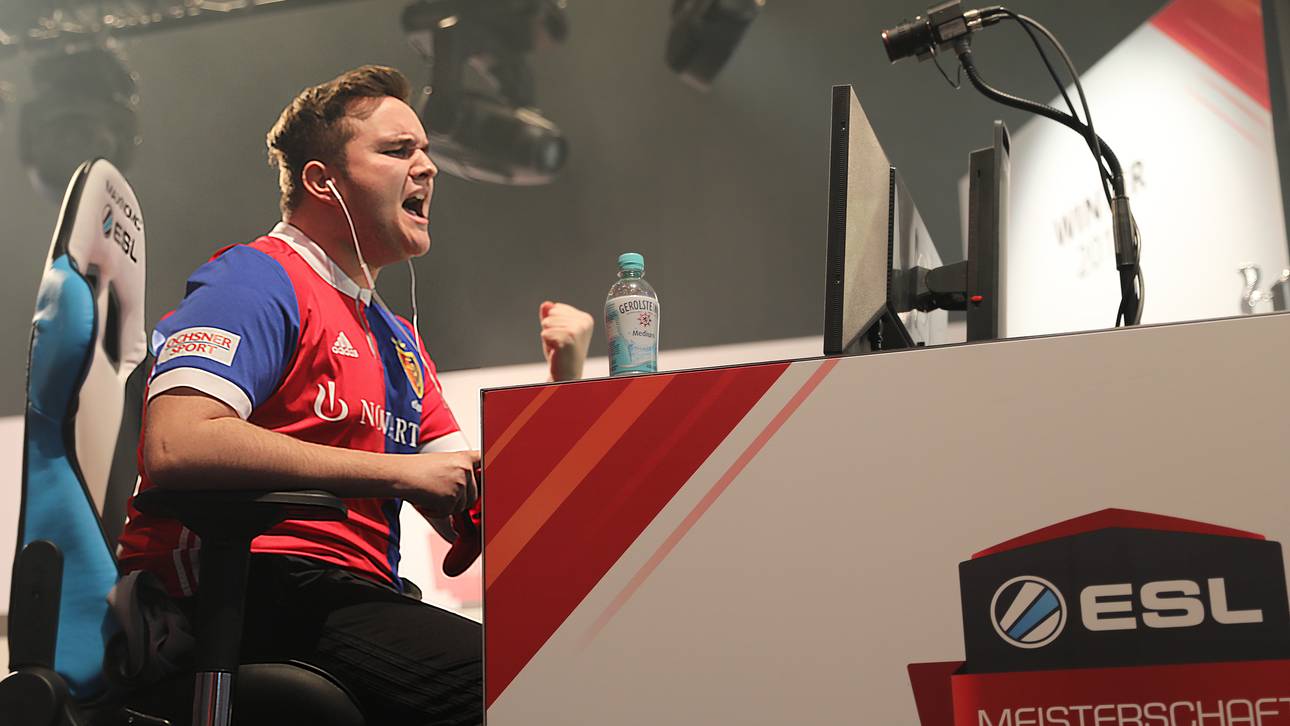 TheStrxngeR schlägt TimoX im Finale