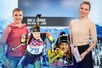 Im „SKI & BERGE: Das DSV Magazin“ auf SPORT1 begrüßt Ruth Hofmann Olympiasiegerin & Weltmeisterin Evi Sachenbacher-Stehle. Die ehemalige Skilangläuferin und Biathletin gibt Wintersport-Fans wertvolle Tipps rund um das Thema Langlaufen.