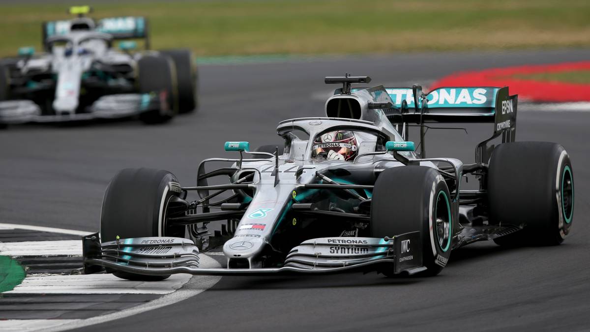 Kleine Zeitung: "Mercedes-Doppelsieg bei einem wirklich großen GP. Das Rennen war geprägt von vielen, vielen Überholmanövern und Duellen. Es war Entertainment pur. Keine Spur von Formel fad."
