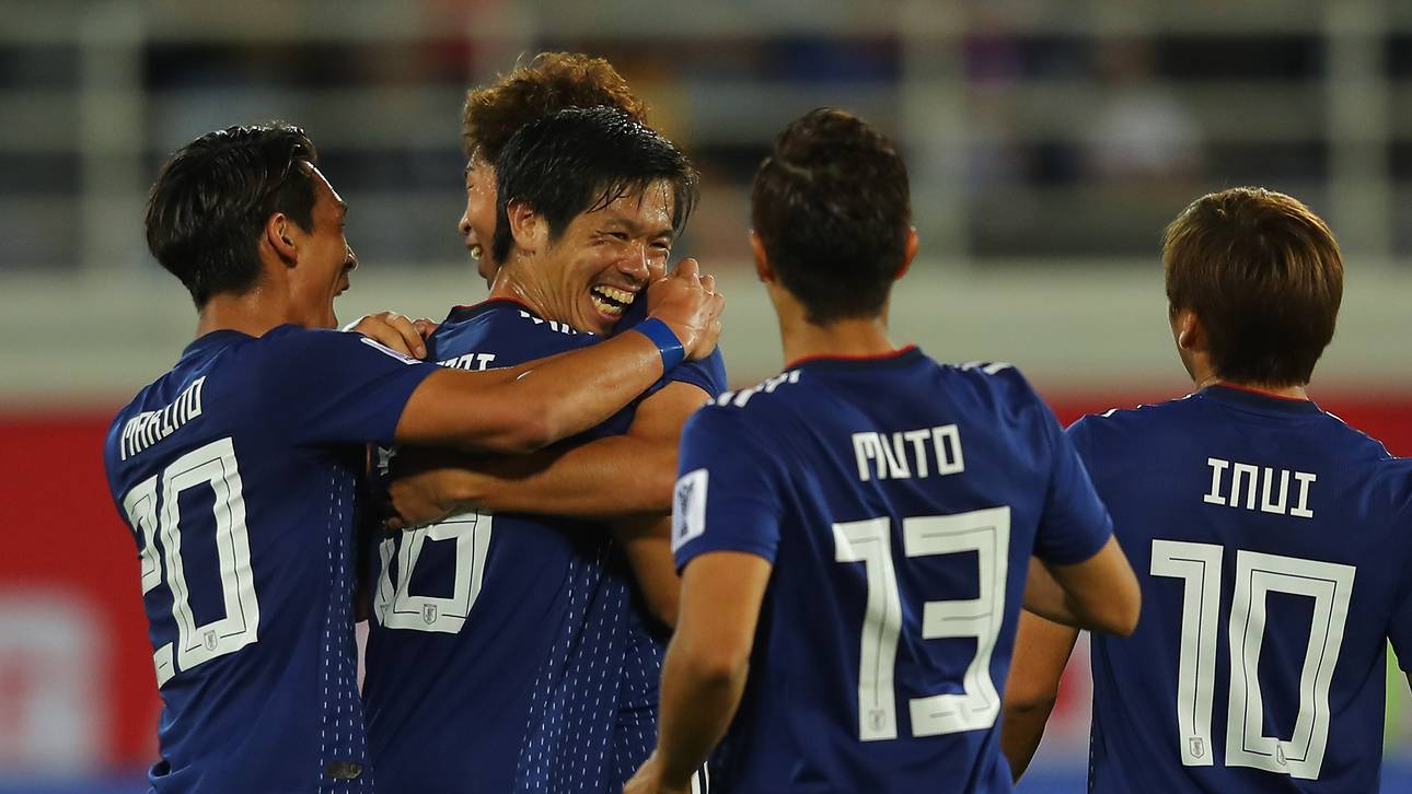 Japan gewinnt Gruppe vor Usbekistan