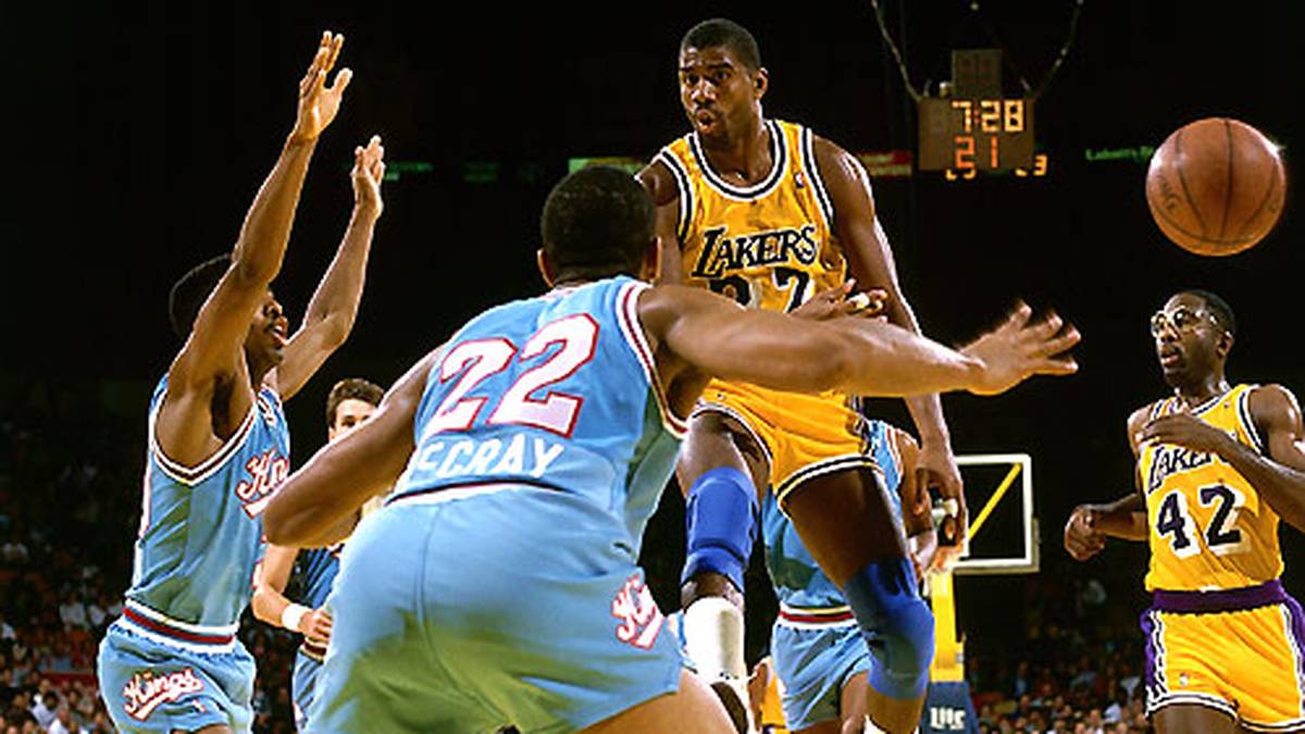 In seiner Rookie-Saison erzielte Johnson starke 18,0 Punkte, 7,7 Rebounds und 7,3 Assists pro Partie