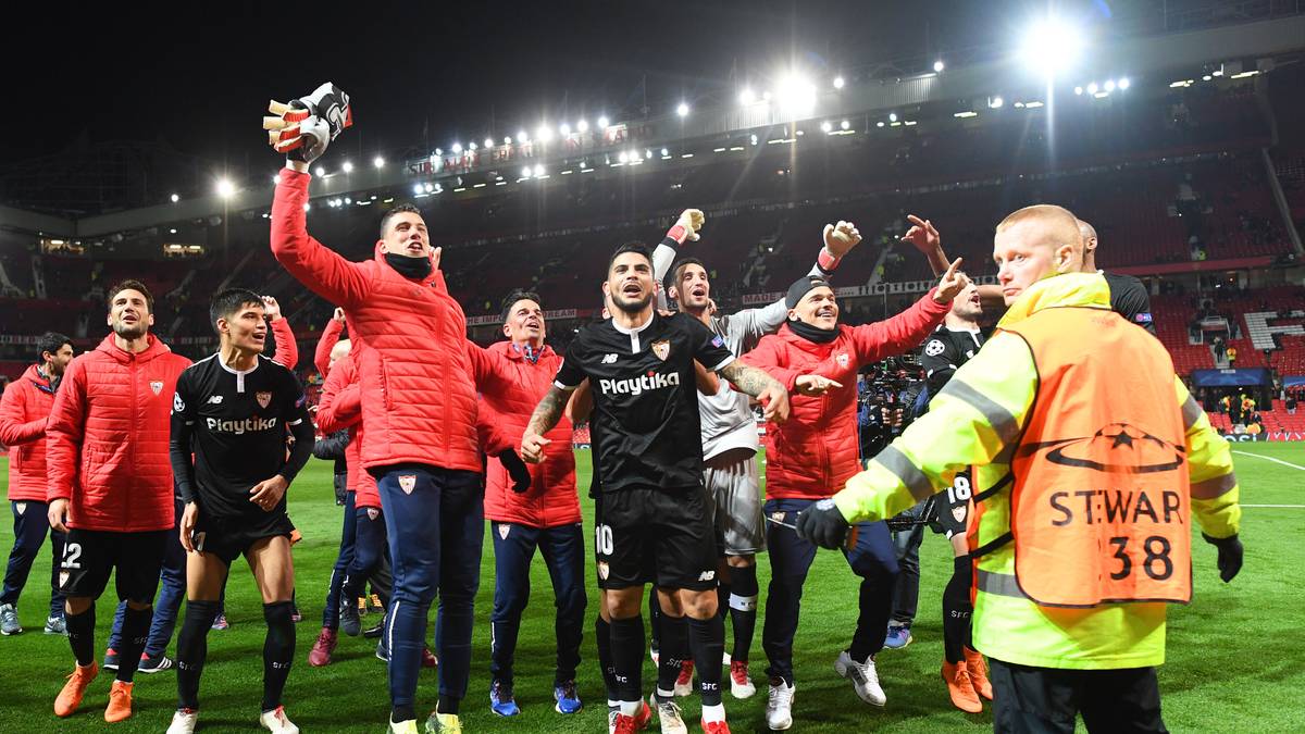 PORTUGAL - A BOLA: "Sevilla friert das Theatre of Dreams ein und Mourinho fliegt im Achtelfinale raus."