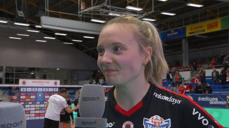 Gegen den SSC Palmberg Schwerin gewinnt der Dresdner SC überraschend deutlich. Nach dem Spiel zeigt sich Jennifer Janiska überrascht und verrät ein Dresdner Erfolgsgeheimnis.