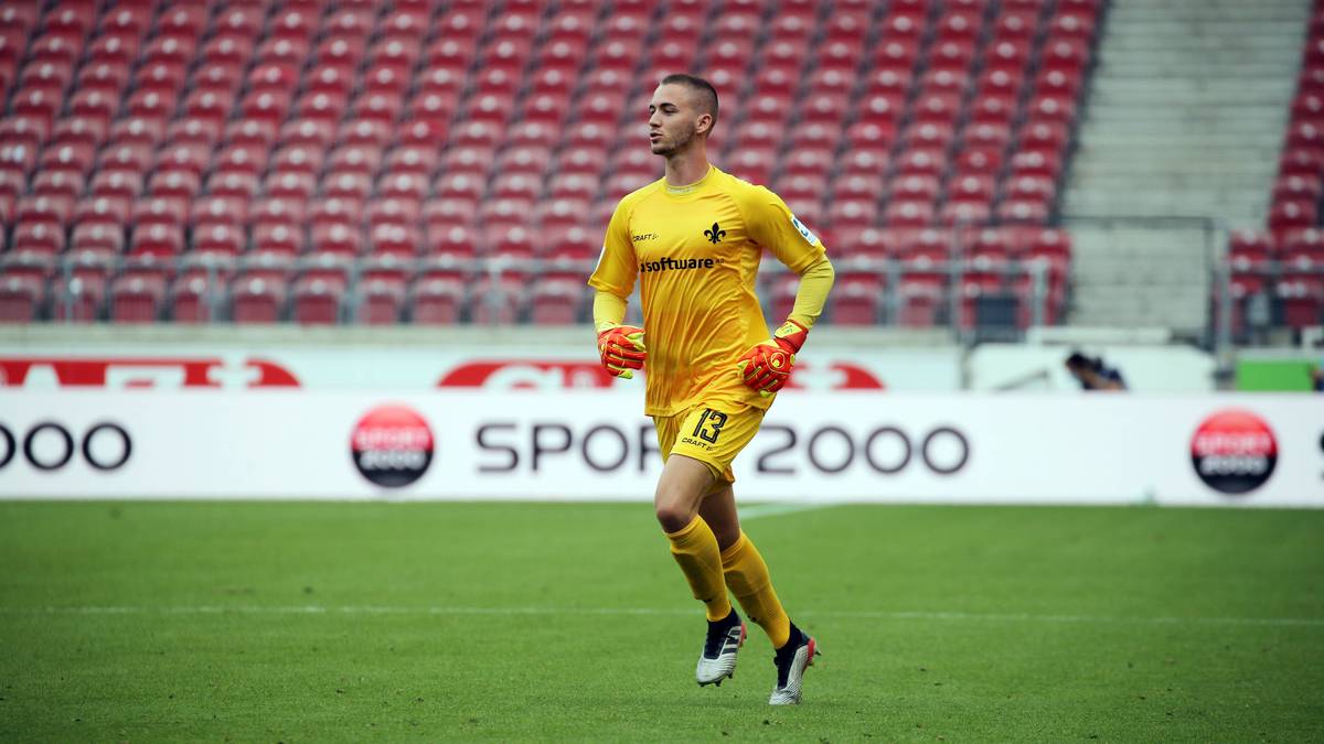 PLATZ 27: Carl Klaus (SV Darmstadt 98): Weisse Westen: 0 - Gegentore: 0