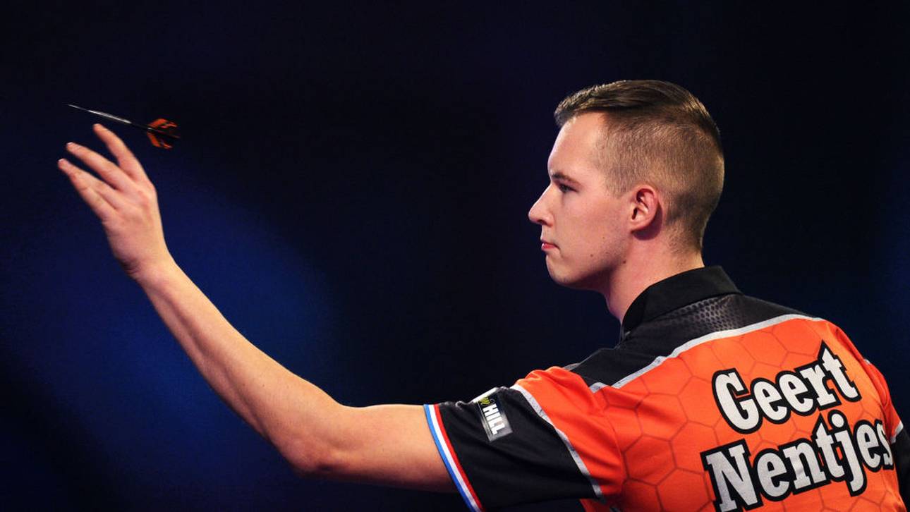 Nentjes weiter – Ashton achtbar