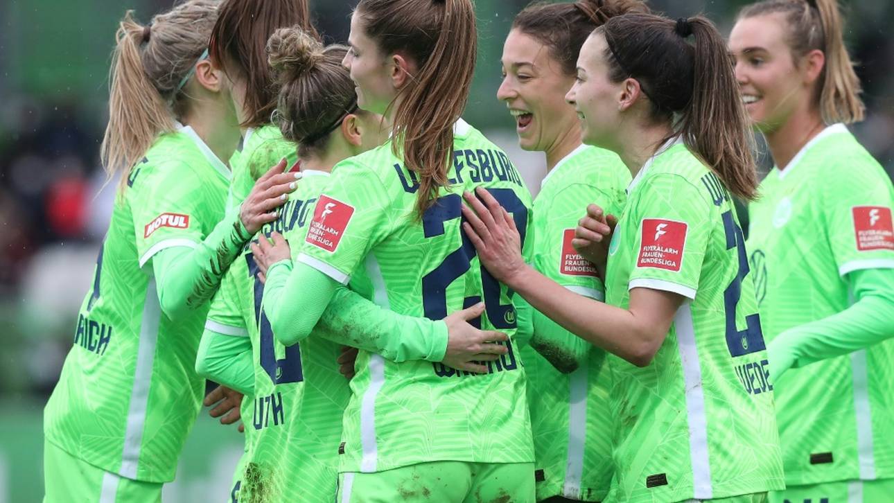 Wolfsburg nach Sieg in Essen fast Meister