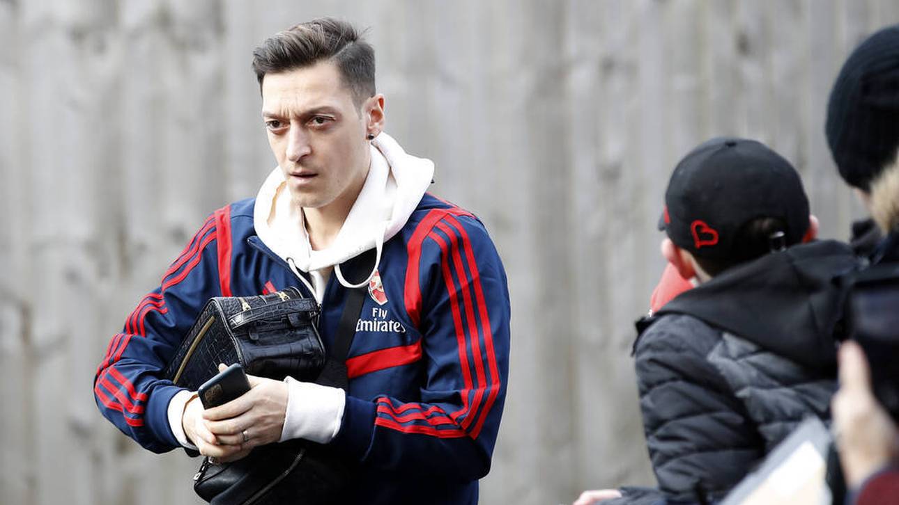 Özil gibt Hinweis auf neuen Klub