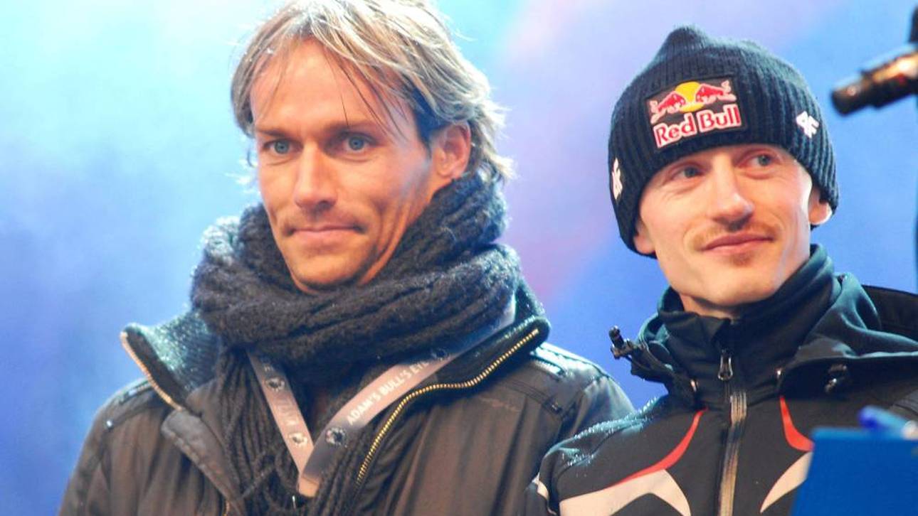 Adam Malsyz und Sven Hannawald bei Malysz' Abschiedsspringen 2011
