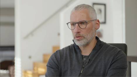 Der ehemalige Nationaltorhüter Christian Künast wurde bereits seit Herbst 2020 als Interims-Sportdirektor beim DEB eingesetzt. Nun wird ihm die Position dauerhaft anvertraut.