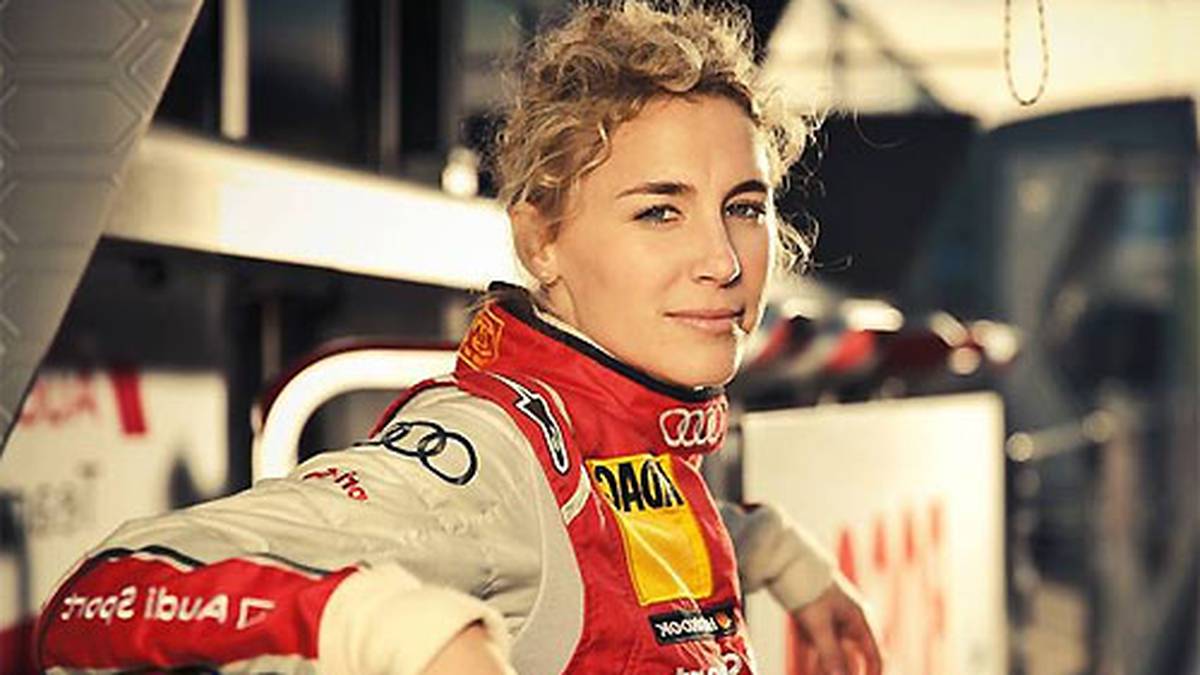 Die 28-jährige Schweizerin ist aber auch abseits der Piste ein Hingucker