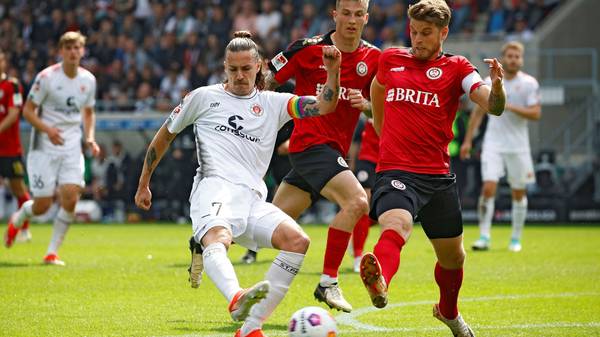 Zweitliga-Meister: St. Pauli krönt seine Saison