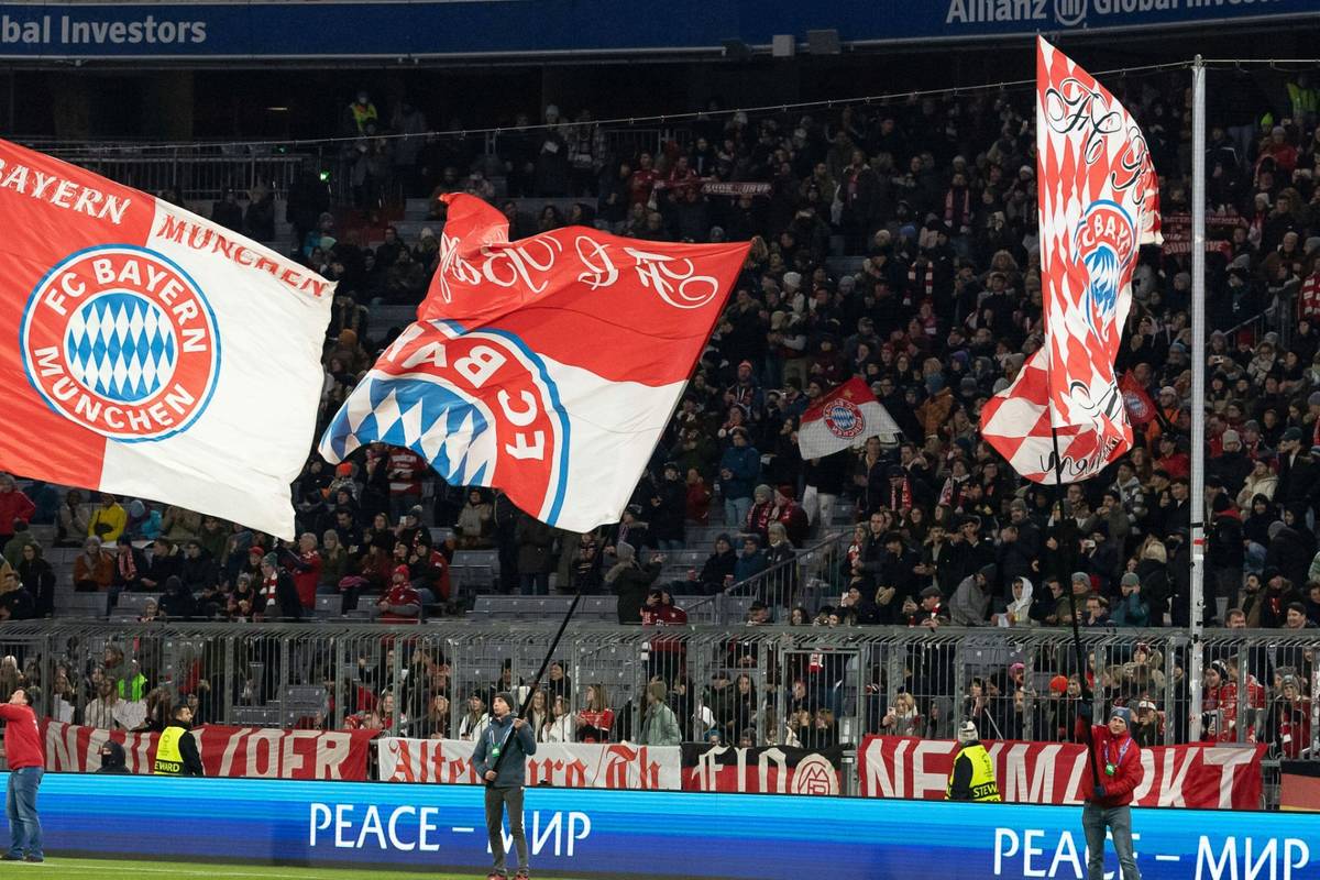 Bayern-Auftakt vor Rekordkulisse