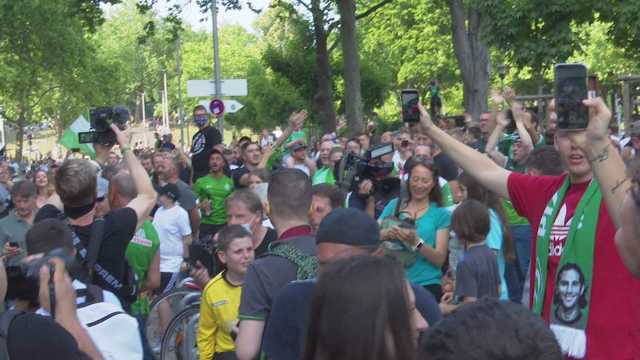 Werder-Fans feiern trotz Corona