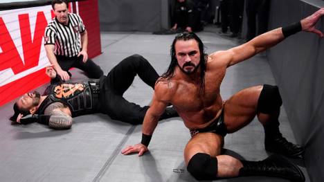 Drew McIntyre (r.) trifft bei WWE WrestleMania 35 auf Roman Reigns