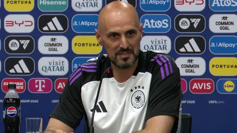 U21-Trainer Antonio Di Salvo will vor dem EM-Finale gegen England nichts von den Gerüchten um einen möglichen Bayern-Wechsel von Nick Woltemade wissen.