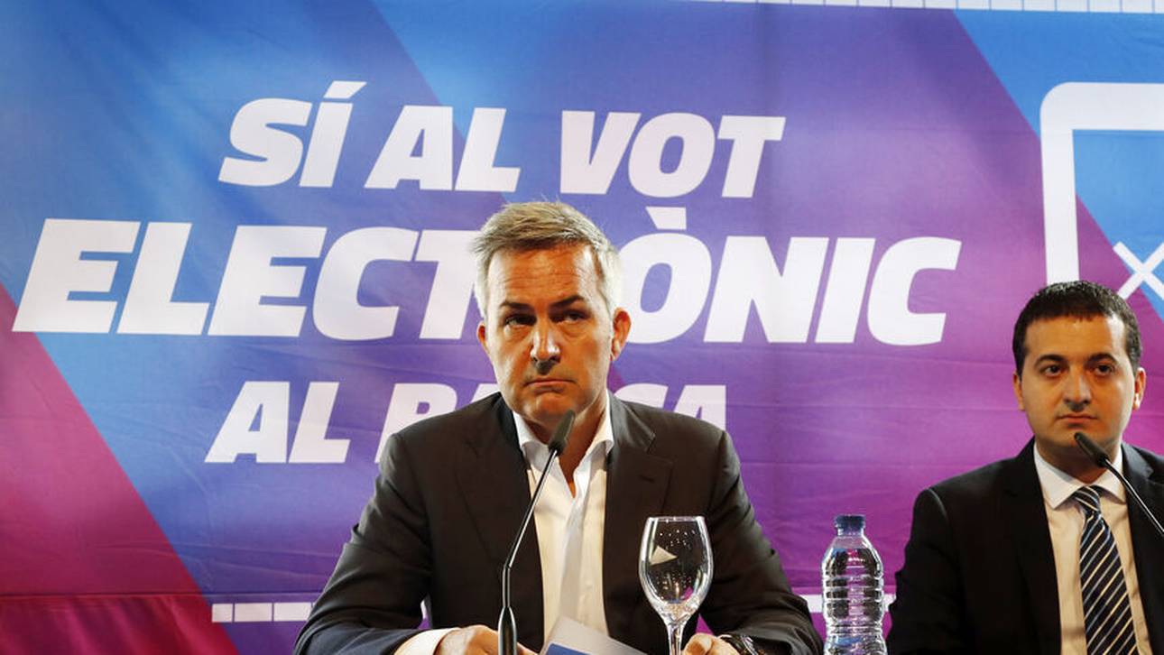 Víctor Font (l.) gilt als einer der Favoriten auf den Präsidentschaftsposten